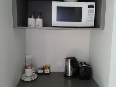 Royal Motel Miles - Tourism Cairns 2