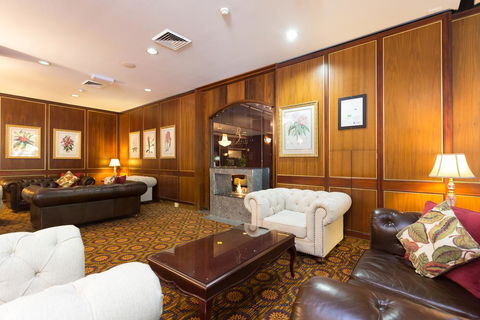 Royal On The Park - Tourism Cairns 2
