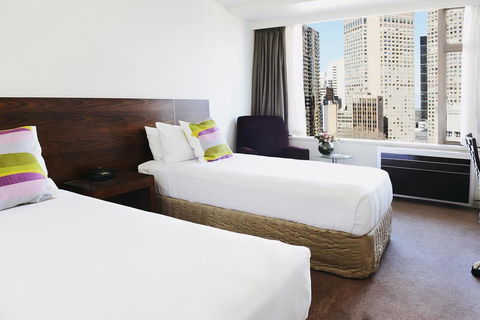 Rydges Melbourne - Tourism Cairns 3
