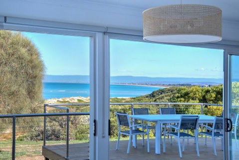 Sandbar Beach House - Tourism Cairns 0