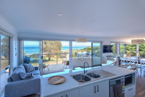 Sandbar Beach House - Tourism Cairns 1