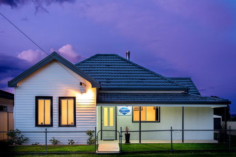 Sapphire Cottage - Tourism Cairns 0