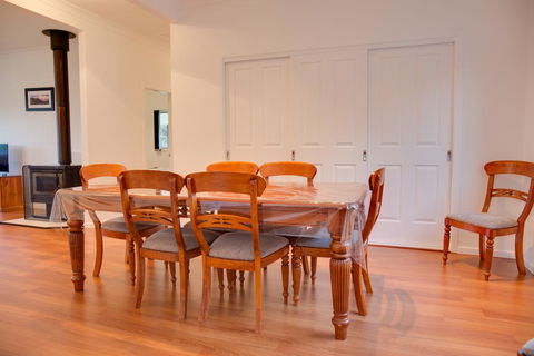 Sapphire Cottage - Tourism Cairns 2