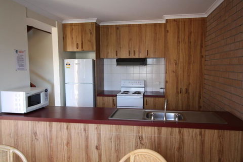 Sapphire Court - Tourism Cairns 1