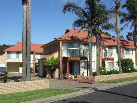 Sapphire Court - Tourism Cairns 0