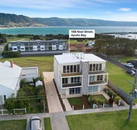 SEA NOOK - seconds from the beach - Tourism Cairns