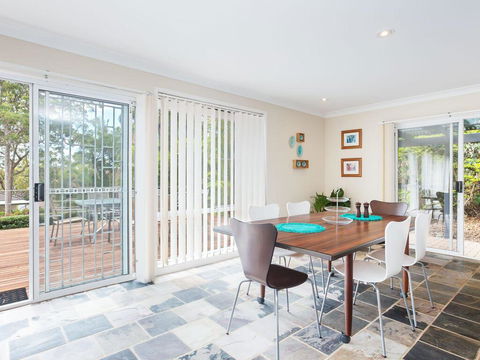Serenity', 7 Mulloway Place - Peaceful House With Air Con Netflix & WIFI - Tourism Cairns 1