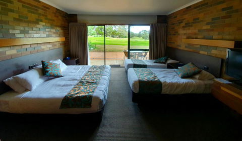Shepparton Golf Motel - Tourism Cairns 2