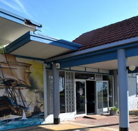 Ship Inn Motel - Tourism Cairns