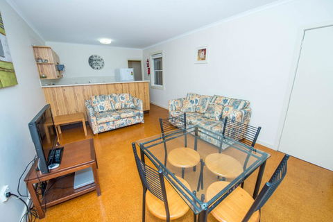 Shoal Bay Avenue, Unit 2/7 - Tourism Cairns 3