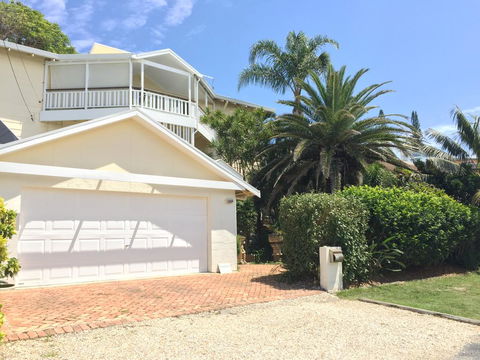 Shorebreak Studio Apartments - Tourism Cairns 0