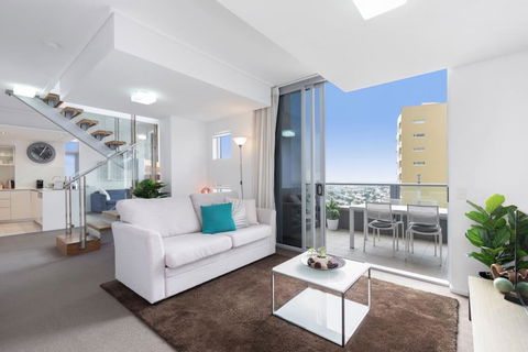 SK1 - Spotless 2BR SkyHome Long Stays Welcome - Tourism Cairns 3