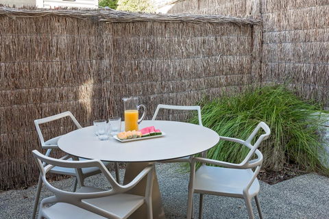 Smiths Beach Resort - Tourism Cairns 1