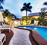 Smugglers On The Beach - Tourism Cairns