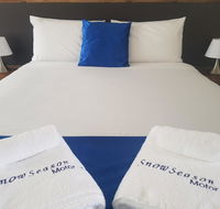 Snow Season Motor Inn - Tourism Cairns