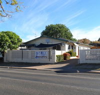 Star Inn Accommodation - Tourism Cairns