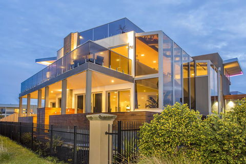 Starhaven Retreat - Tourism Cairns 0