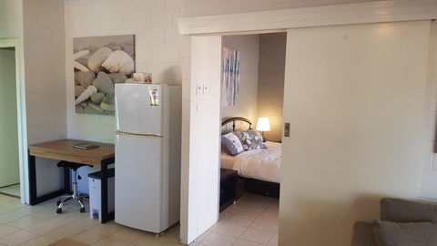 Stay Awhile In Port Pirie - Min Stay 4 Nights - Tourism Cairns 3
