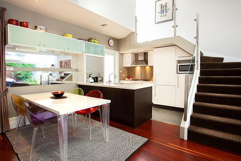 Striking Open Plan Home In Quiet Inner-city Area - Tourism Cairns 3