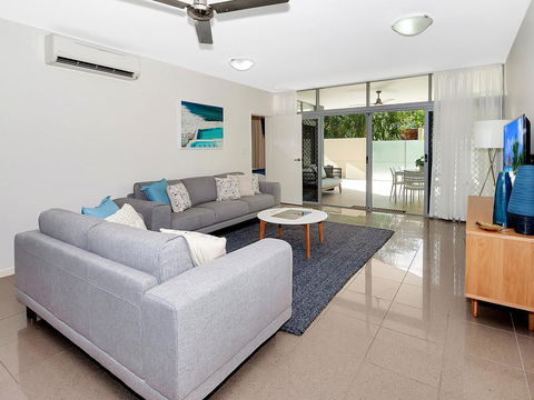 Stunning Ground Floor City Apartment. - Tourism Cairns 2