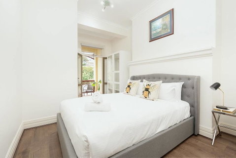 STUNNING SYDNEY HOME 1 - Tourism Cairns 1