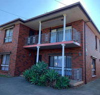 Stylish Bedroom in Bentleigh East - Tourism Cairns
