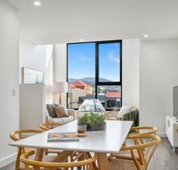 Stylish Townhouse - Tourism Cairns