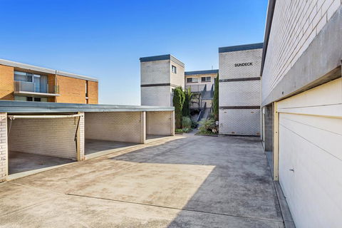 Sundeck, Unit 8/51 Ronald Avenue - Tourism Cairns 3