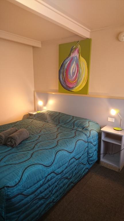 Sunflower Motel - Tourism Cairns 3