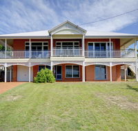 Surf Break - Fingal Bay - Tourism Cairns