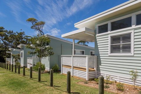 Surfside Cudmirrah Beach - Tourism Cairns 2