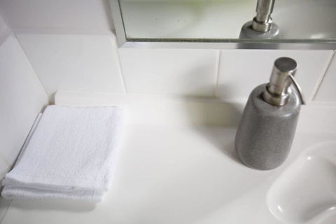 SweetHome2BR@Highton+parking - Tourism Cairns 1