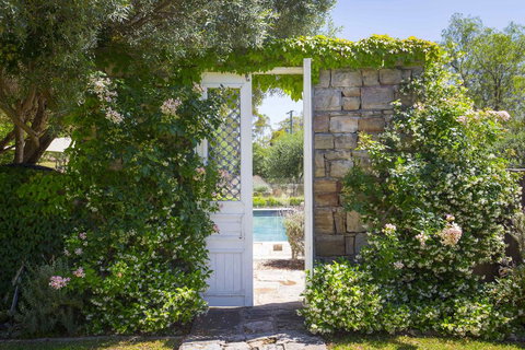 Talits Vineyard Estate - Tourism Cairns 2