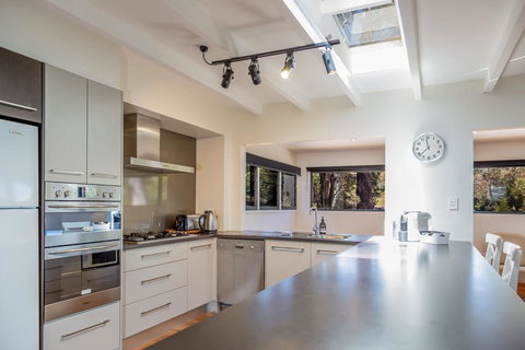 Tallwood 24, NARRWALLEE - Tourism Cairns 1