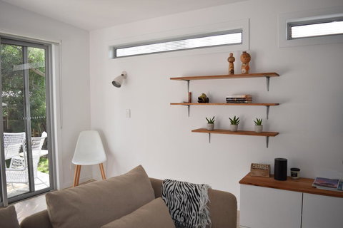 Tamara Beach House - Tourism Cairns 0