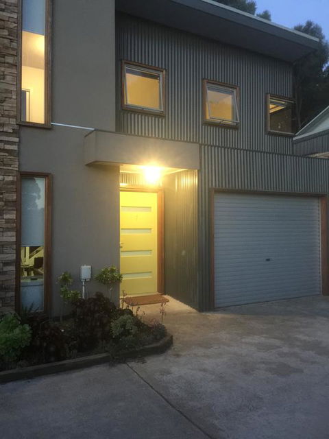 Tangles - Tourism Cairns 0