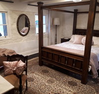 Tanilba House - Tourism Cairns