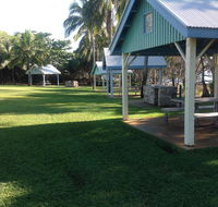 Tannum Sands Hotel / Motel