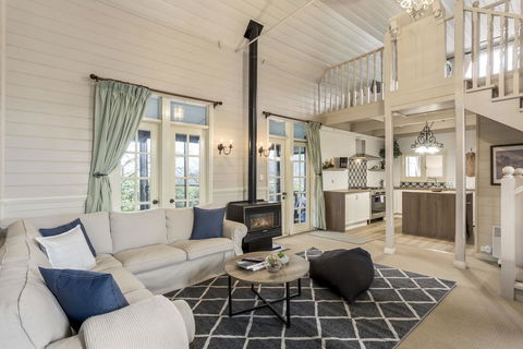 Tasmania Frankford Road - Tourism Cairns 0