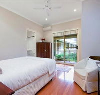 The Acreage Luxury BB and Guesthouse - Tourism Cairns