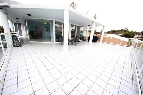 The Avenues Unit 2 At South West Rocks - Tourism Cairns 2