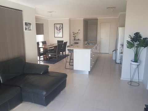 The Baltimore - Family Home Getaway - Tourism Cairns 2