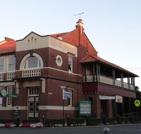 The Bank BB West Wyalong - Tourism Cairns
