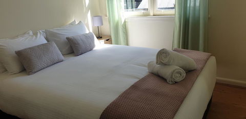 The Bay Apartment - Tourism Cairns 3