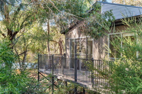 Freycinet Haven - Tourism Cairns 20