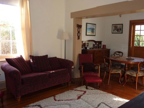 Eliza Cottage - Tourism Cairns 3