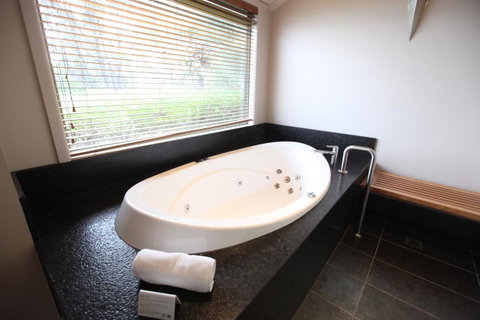 Freycinet Lodge - Tourism Cairns 39