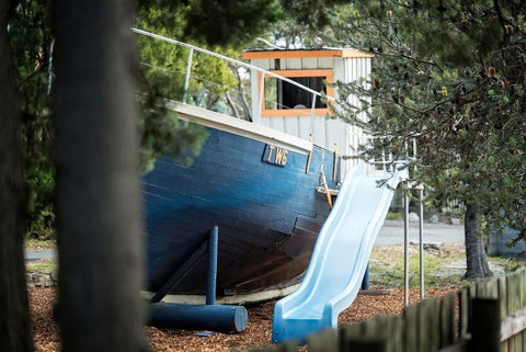 Bicheno By The Bay - Tourism Cairns 43