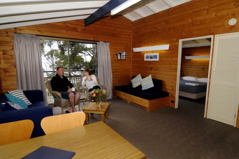 Bicheno By The Bay - Tourism Cairns 3