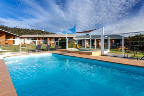Beachfront Bicheno - Tourism Cairns 33